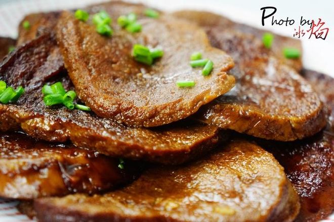 本帮红烧素鸡：素食烧得肉味来
