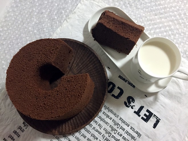 不消泡的巧克力戚风