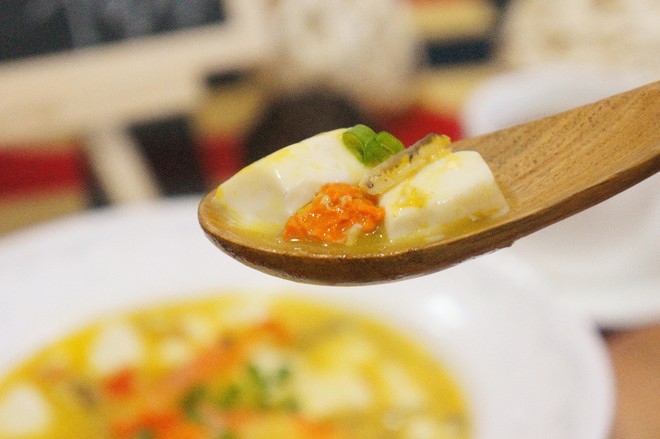 现拆蟹黄豆腐