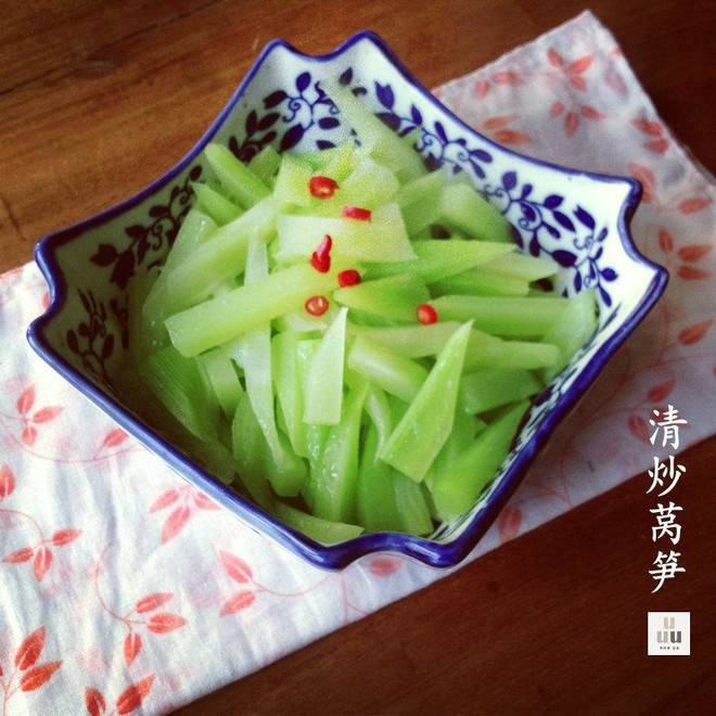 清炒莴笋