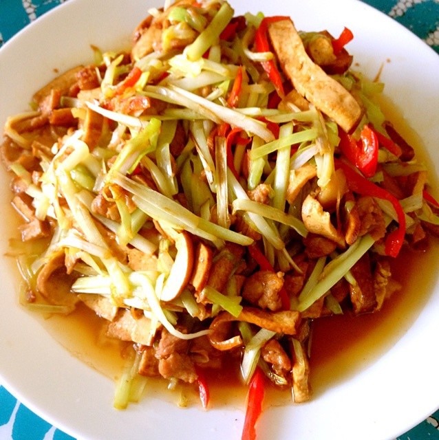 韭黄香干肉丝