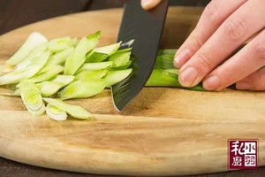 小羽私厨之青蒜烩羊肉