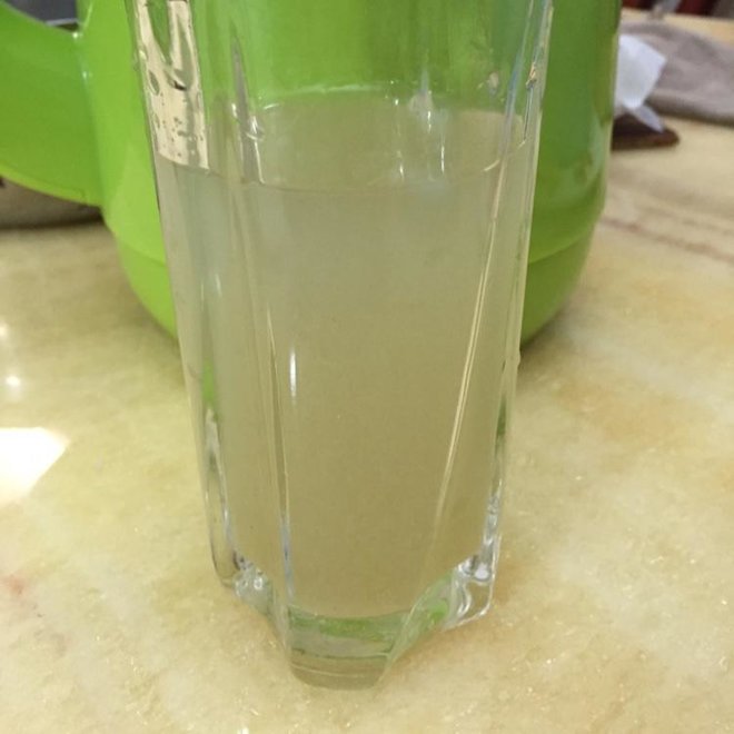 折耳根（鱼腥草）雪梨水