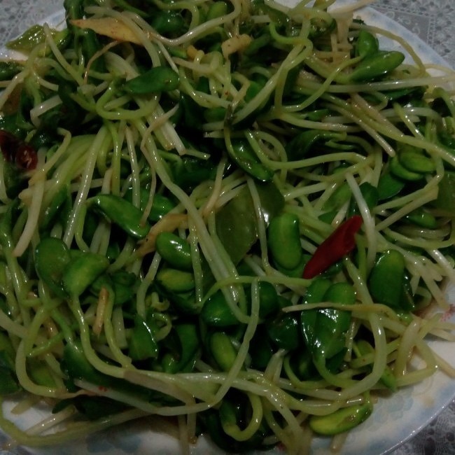 清炒豆苗