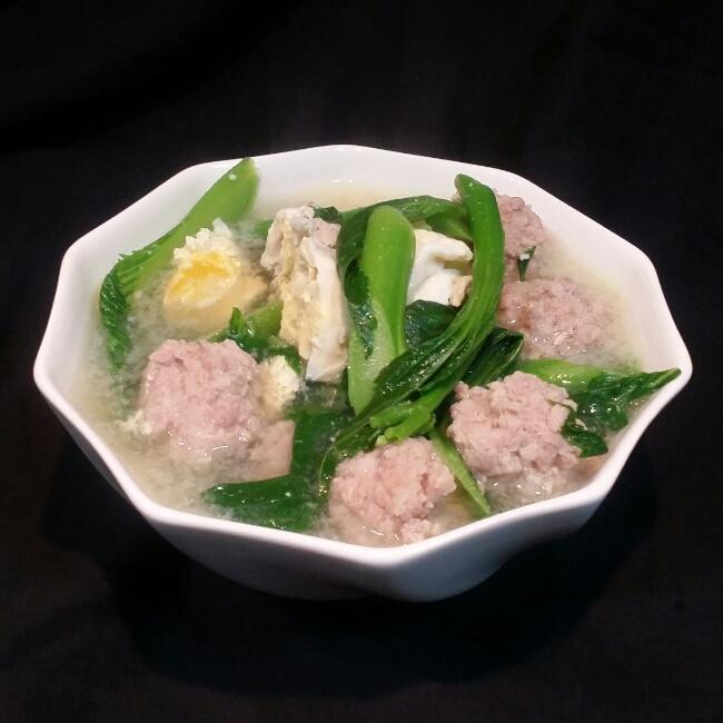 上汤咸蛋肉丸芥菜