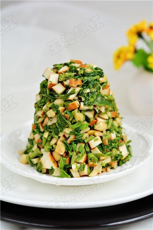 香椿拌香干花生——香脆可口的时令小菜