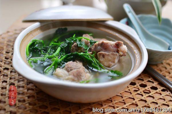 西洋菜煲筒骨汤