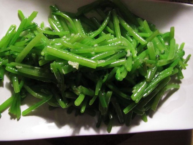油泼蒿子杆