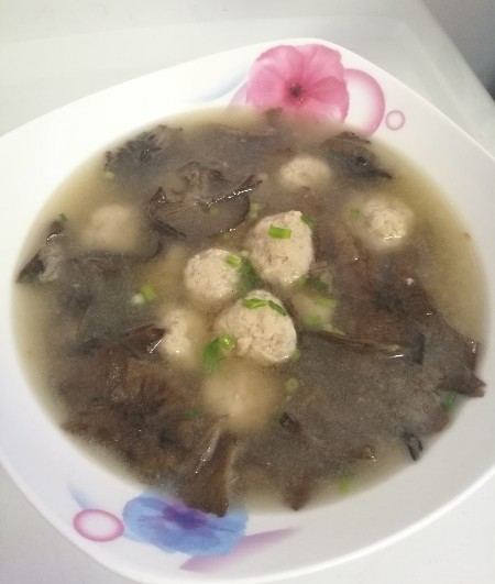 榛蘑丸子汤