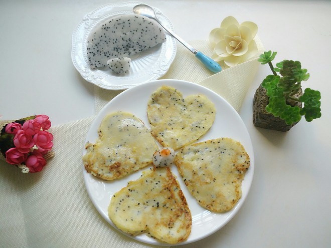 火龙果牛奶煎饼