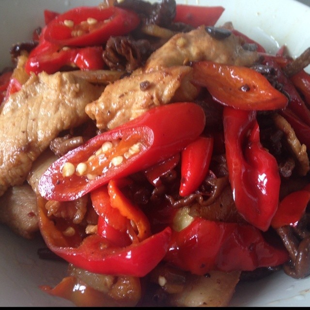 滑子菇炒肉