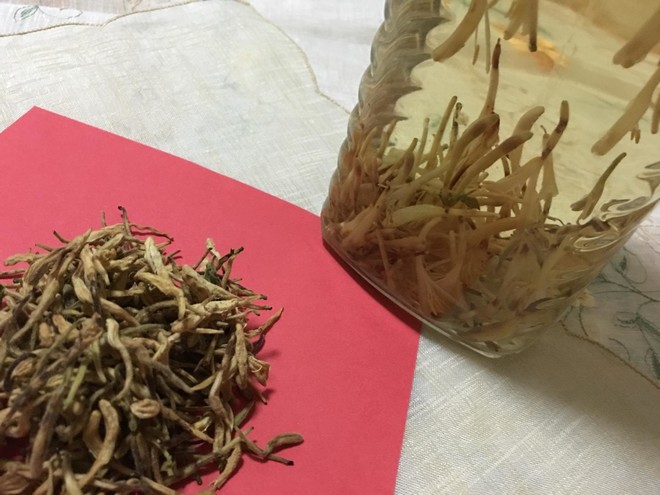 自制金银花茶