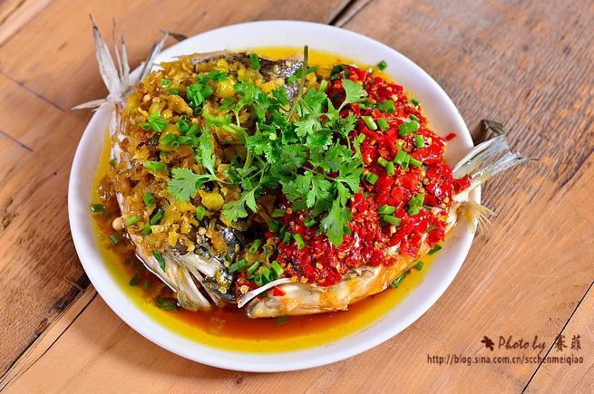 让人痛快淋漓的湖南特色菜【开胃剁椒鱼头】