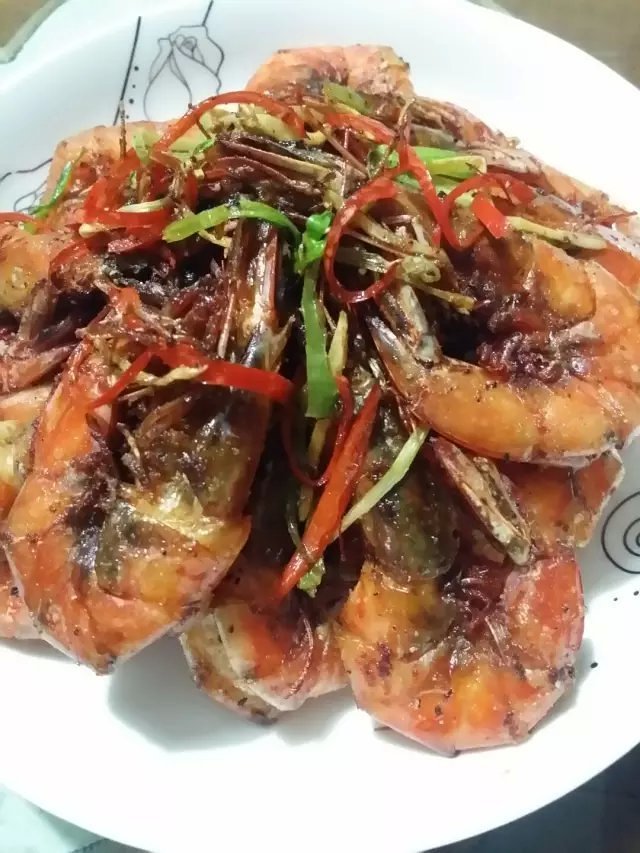 吮指椒盐草虾