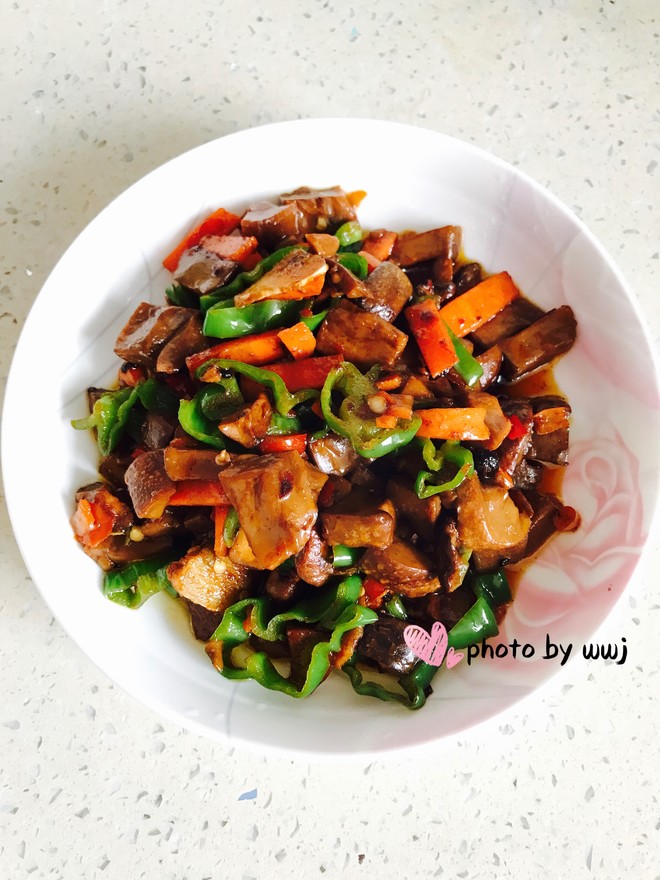 爆炒牛肝菌