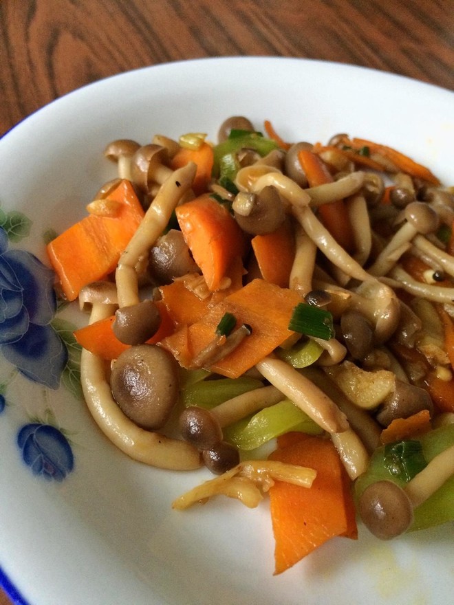 清炒蟹味菇