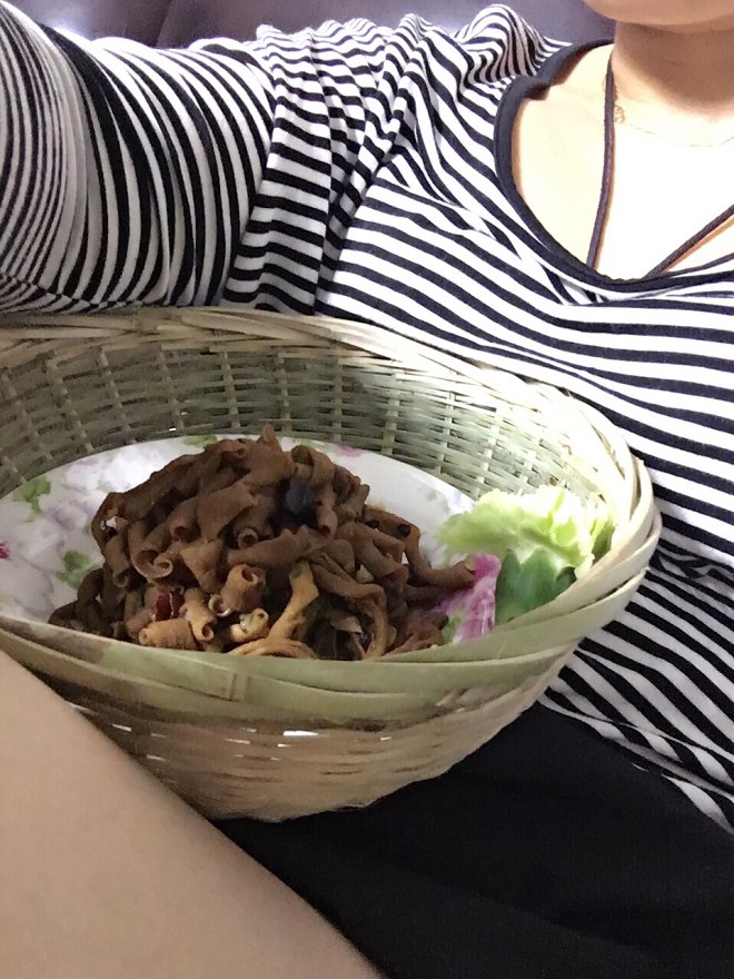 独家麻辣鸭肠