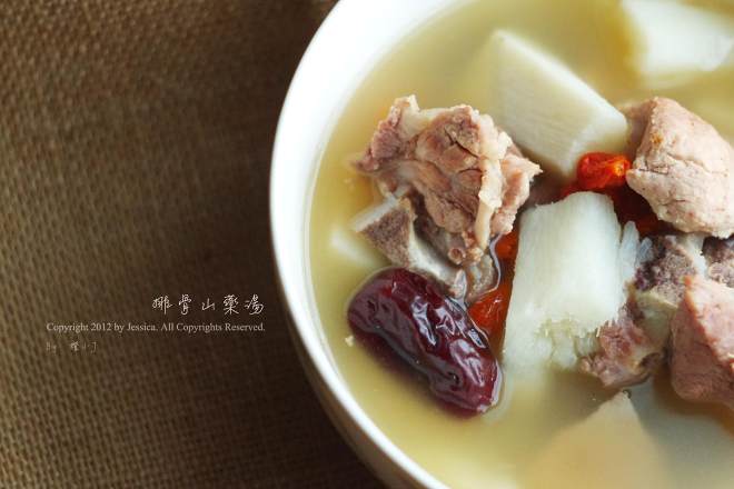 排骨山药汤