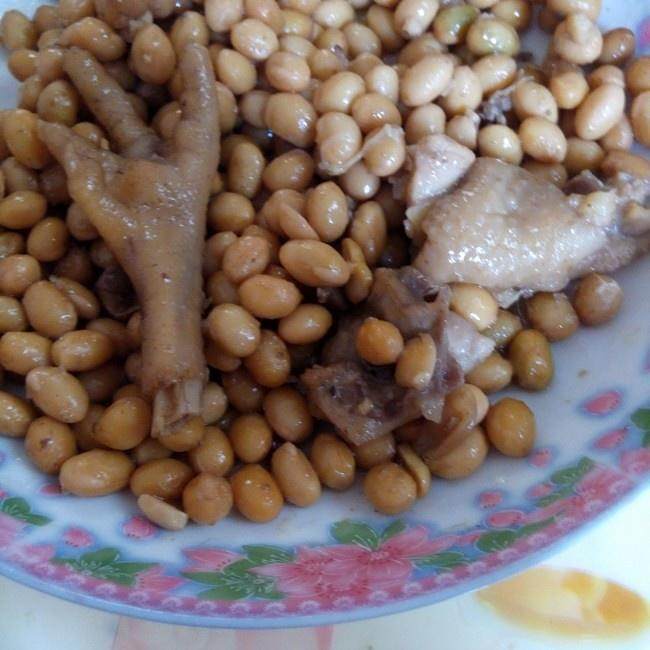 黄豆焖老母鸡