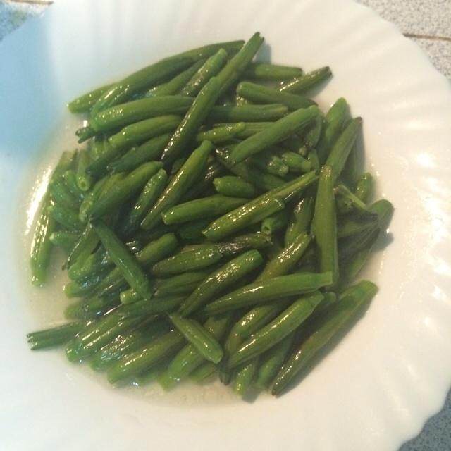 清炒金银花