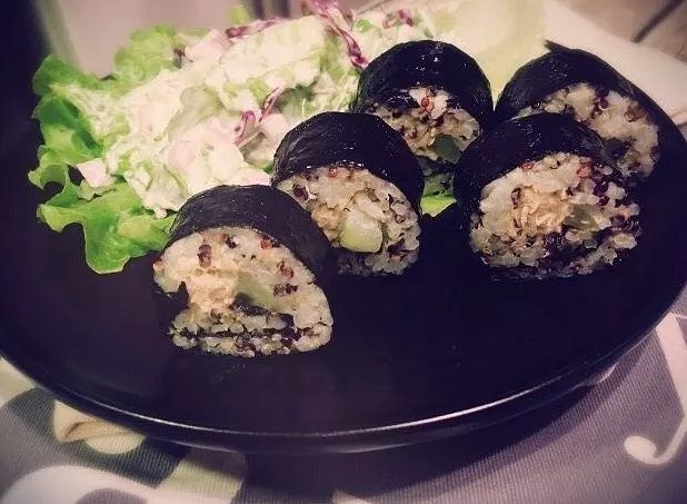 藜麦牛油果寿司