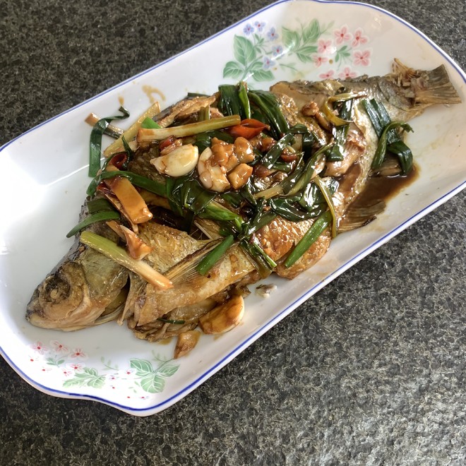 红烧鳊鱼（武昌鱼）