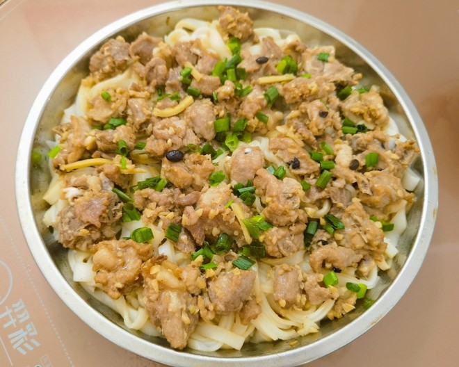 排骨蒸河粉(主食)