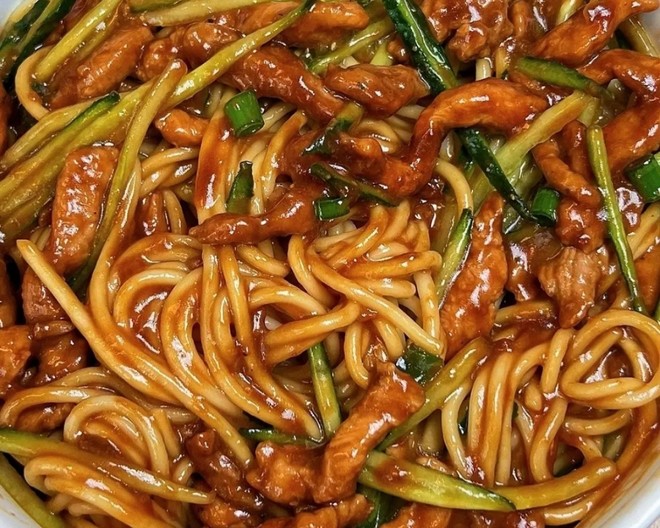 肉酱面