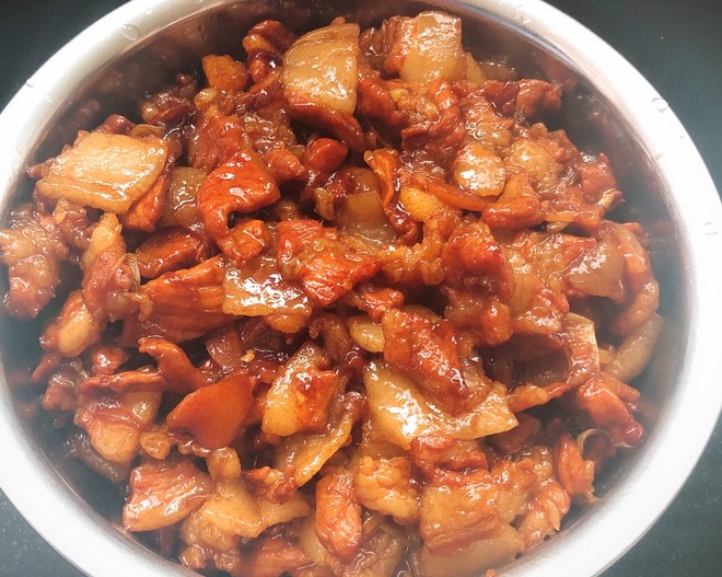 家常炒肉?