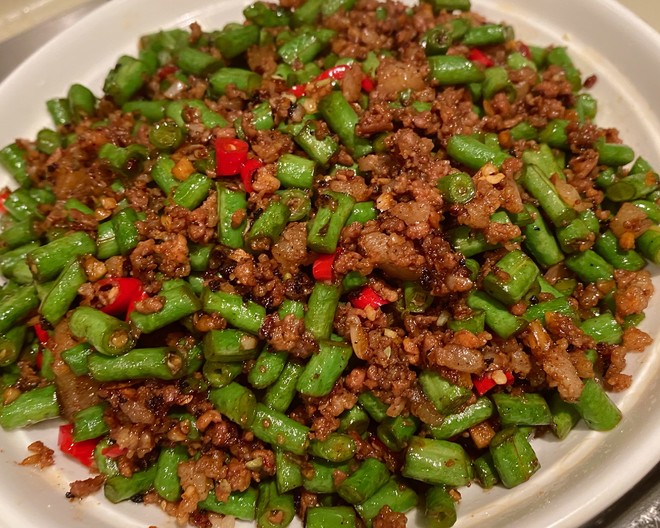 超简单的家常下饭菜猪肉末辣炒豆角