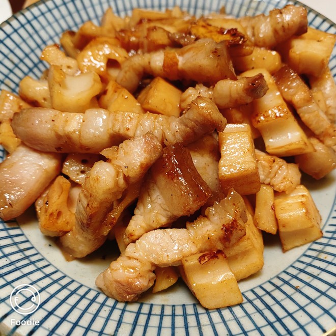 十分钟搞定莲藕炒五花肉