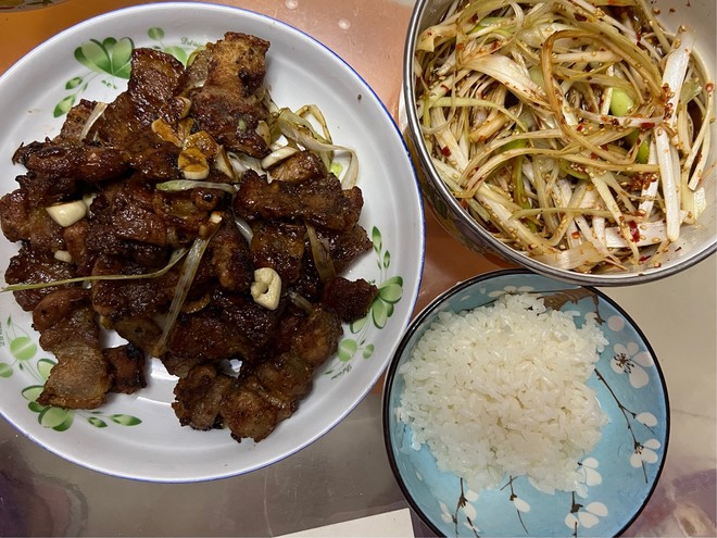 葱丝五花肉