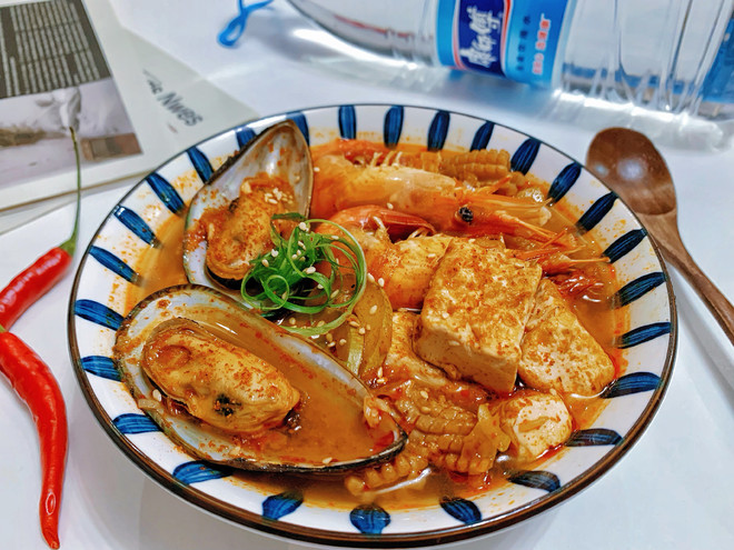 韩式海鲜豆腐汤