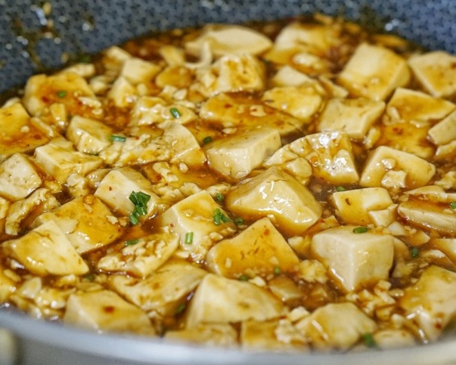 能消灭一锅米饭的红烧豆腐