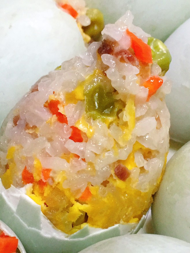 鸭蛋不要再腌着吃咯，这样做美味又营养