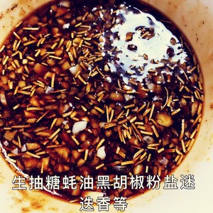 吮指欲罢不能的烤猪排