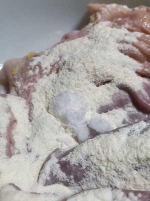小炒酸辣肚丝（猪肚清洗超干净方法）