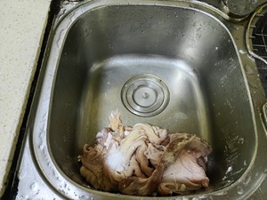 莲子胡椒猪肚汤