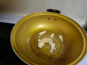 莲子胡椒猪肚汤