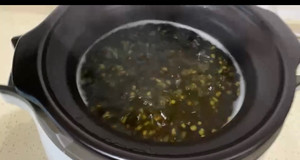 绿豆猪肚排骨汤