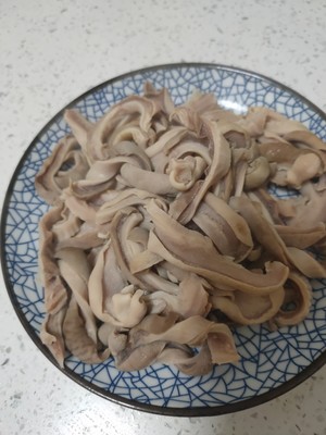 一菜二吃“米饭杀手”爆炒香辣猪肚&amp;暖胃胡椒猪肚汤