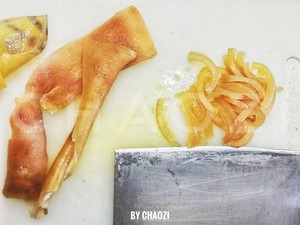 猪肉吃不起了，5块钱做一斤肉皮冻吧