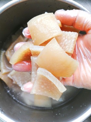 养血益气——卤猪皮