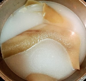 水晶肉皮冻