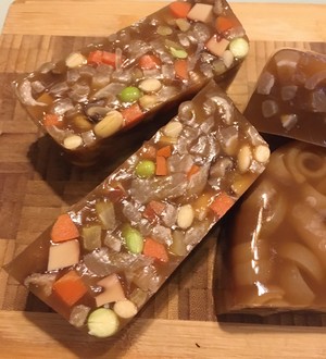 水晶肉皮冻