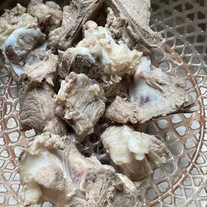润肺去燥的海底椰无花果猪骨汤