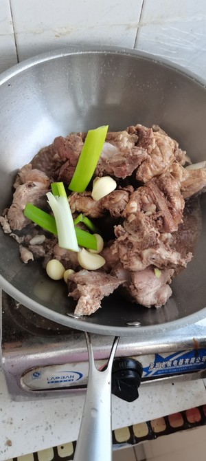 红烧猪骨头