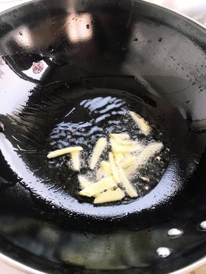 不油腻不油炸入口即化的溜肥肠