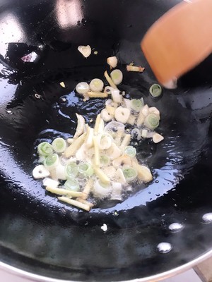 不油腻不油炸入口即化的溜肥肠