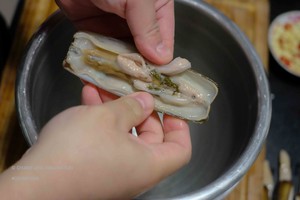 蛏子清洗和清蒸的完美教程